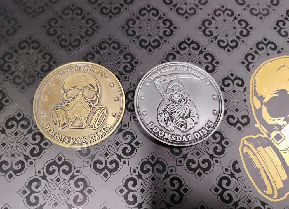 The Overlord Box - Currency Line #1 - 2 Discs, 2 Coins Doomsday Discs