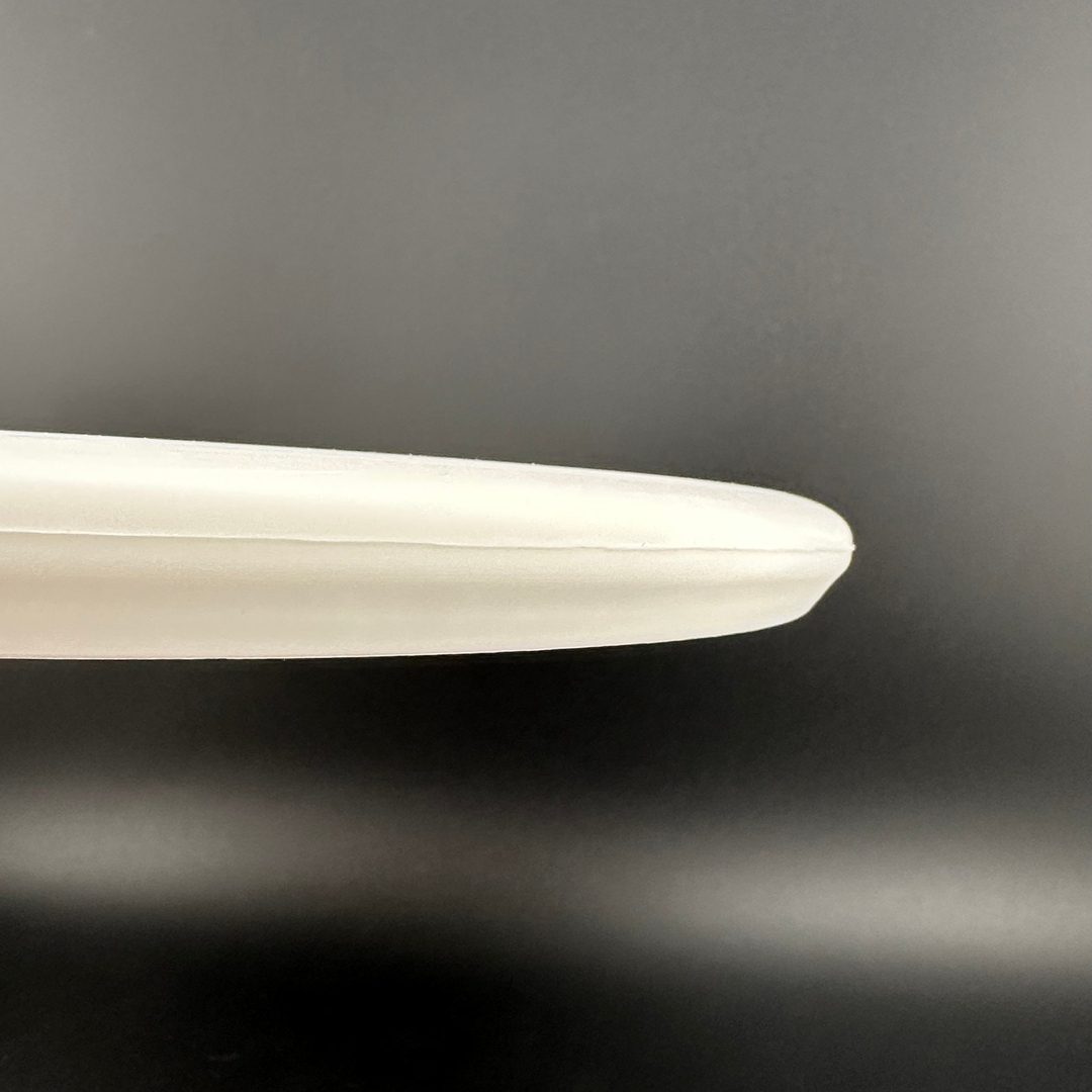 Zero Medium Spike Latitude 64