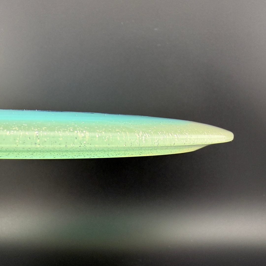 Metal Flake Horizon Color Glow Vanguard - Spooky Misprint *Warehouse Stash* Discmania