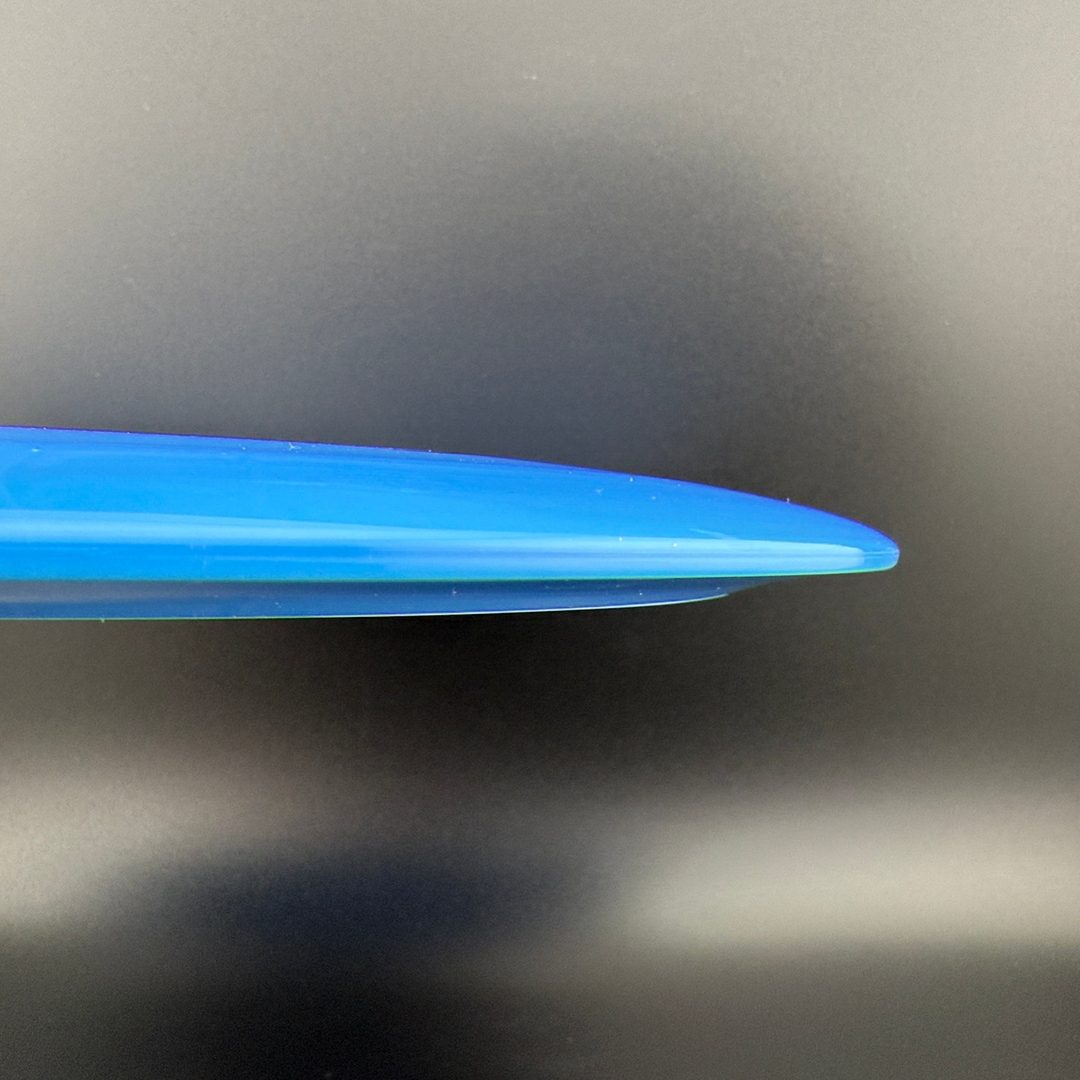 Royal Grand Grace - Lightweight Latitude 64