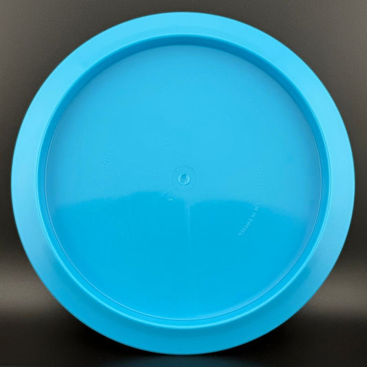 Gold Saint Latitude 64