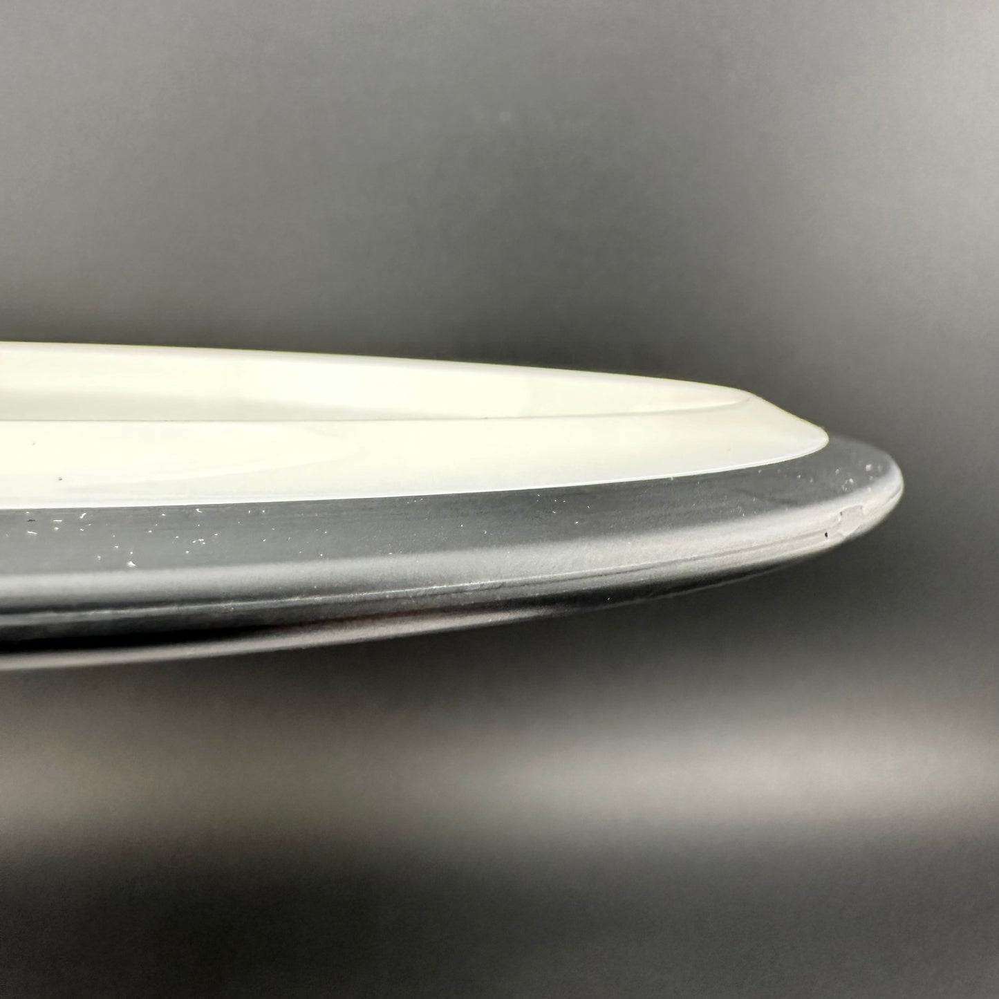 Neutron Servo - White Dyer's Delight MVP