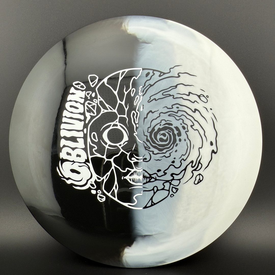 Retina Oblivion - Halloween 2 Foil - Limited Edition 1/200 Doomsday Discs