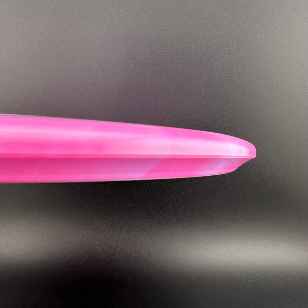 Gold-Ice Burst Claymore - Craftsmanship Latitude 64