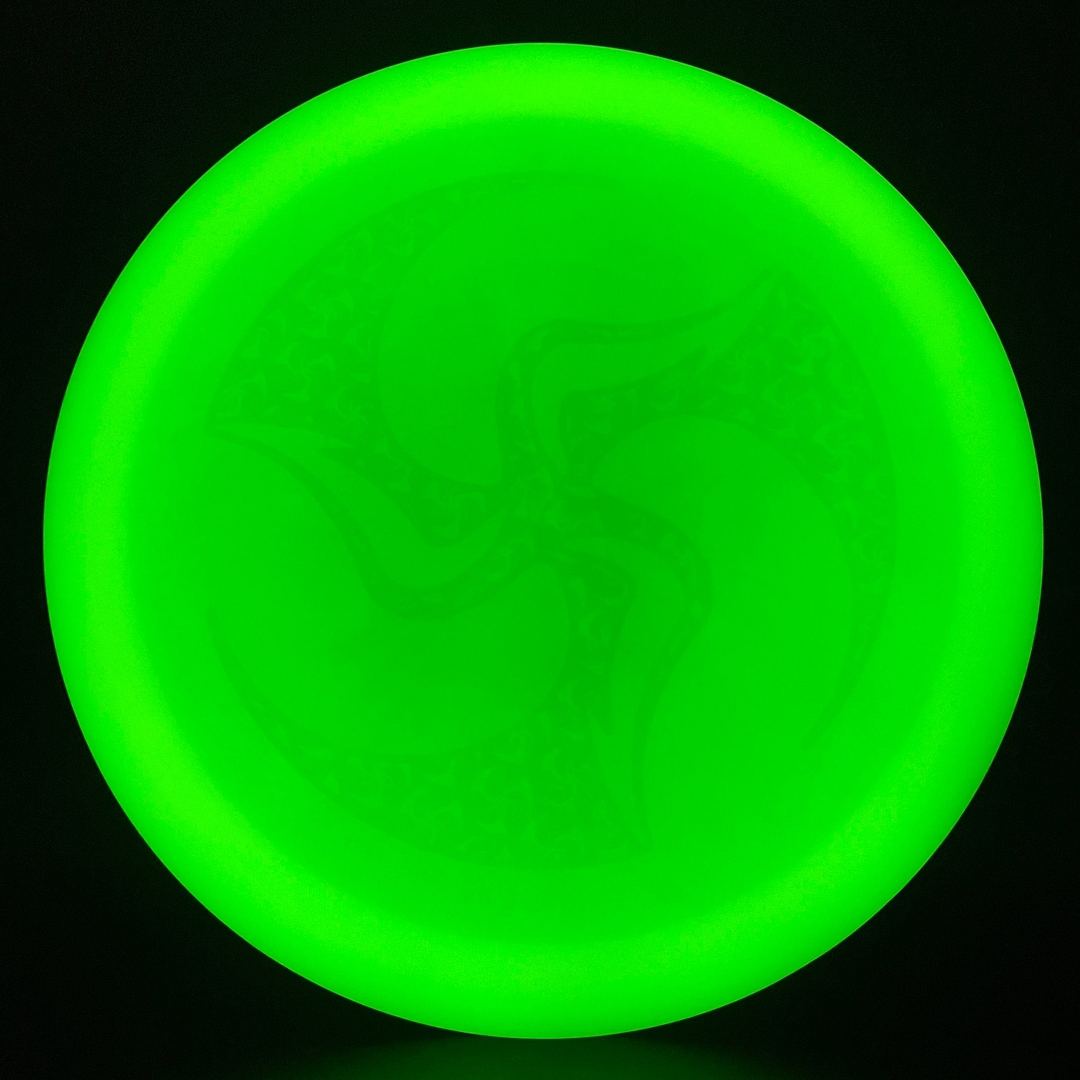 Color Glow C-Line PD - Limited Huk Repeater Stamp Discmania