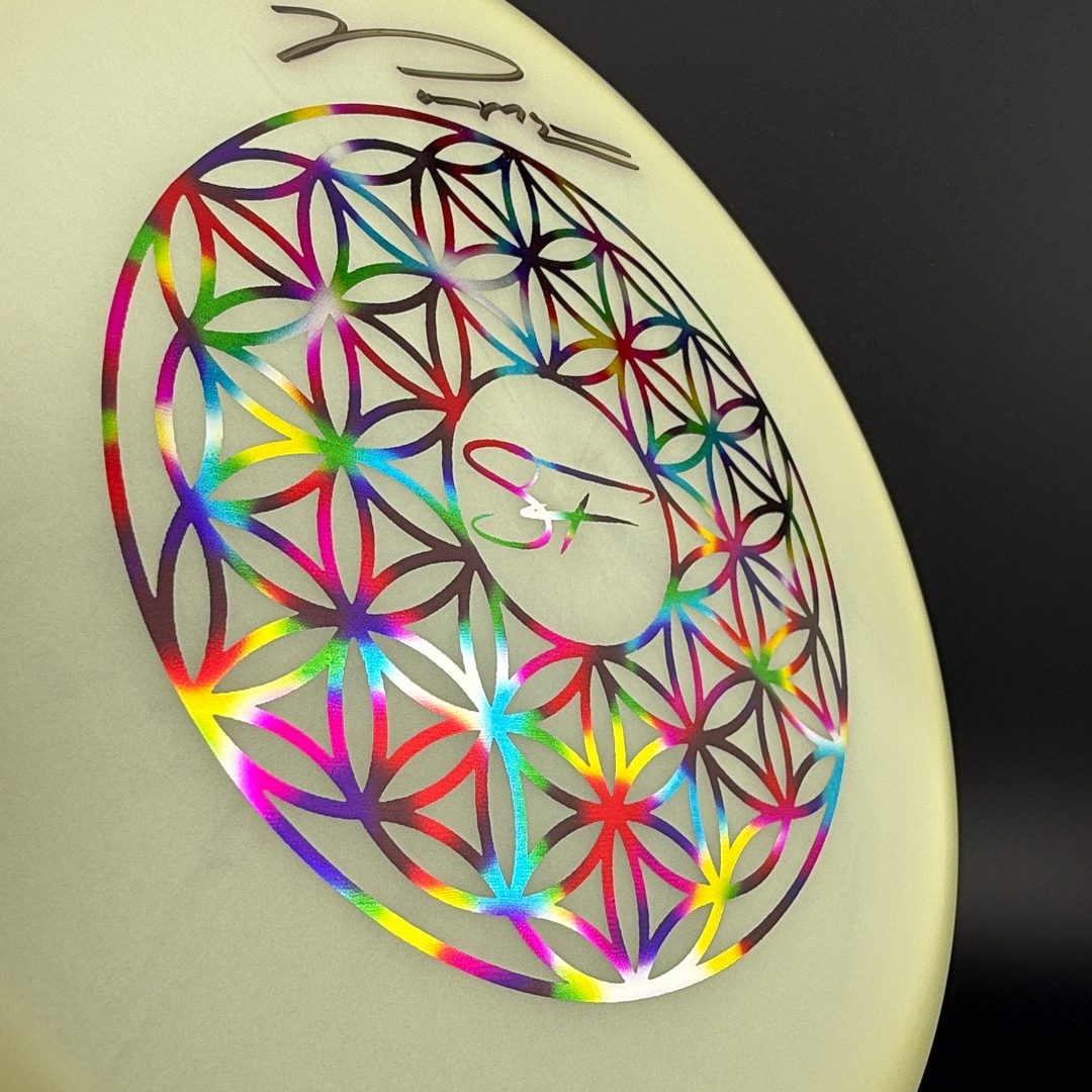 Glow C-Line MD3 Penned - Supreme Flight - Paul McBeth Autographed Discmania