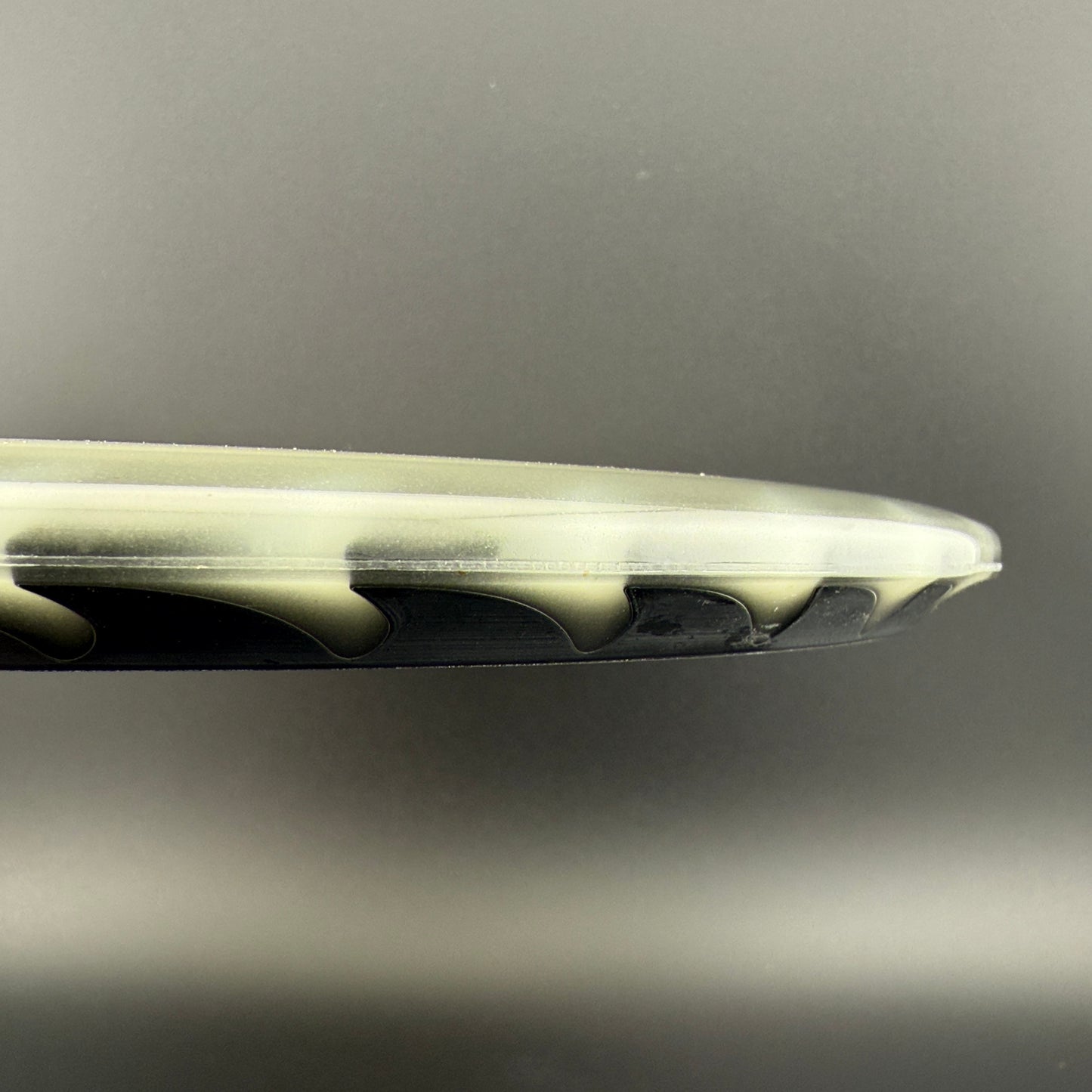 FuZed Glo Z Buzzz - Glow / Black Rim