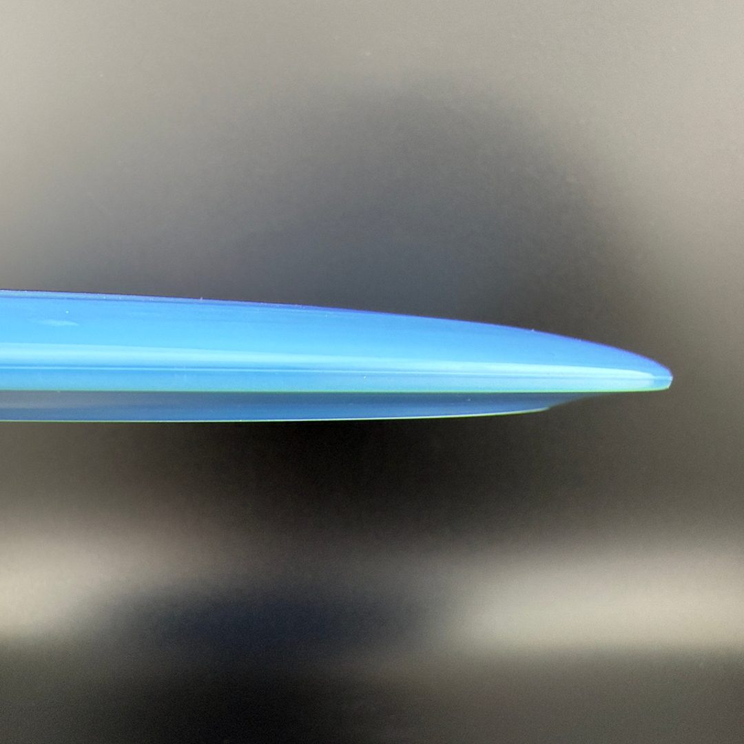 Royal Grand Grace - Lightweight Latitude 64