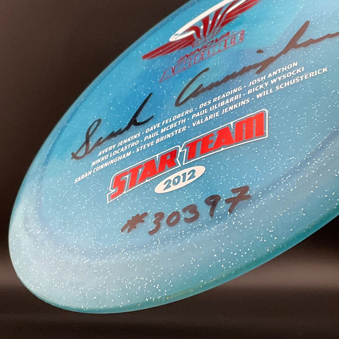 Metal Flake Champion Wraith *Signed* - 2012 Star Team - Sarah Cunningham Innova