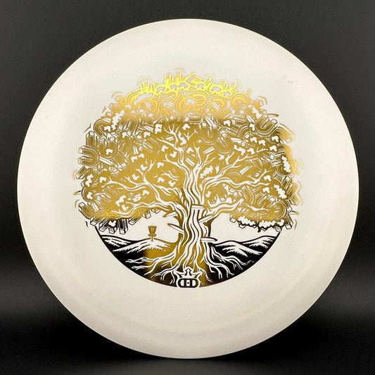 Lava Trespass - Tree Magnet stamp Dynamic Discs