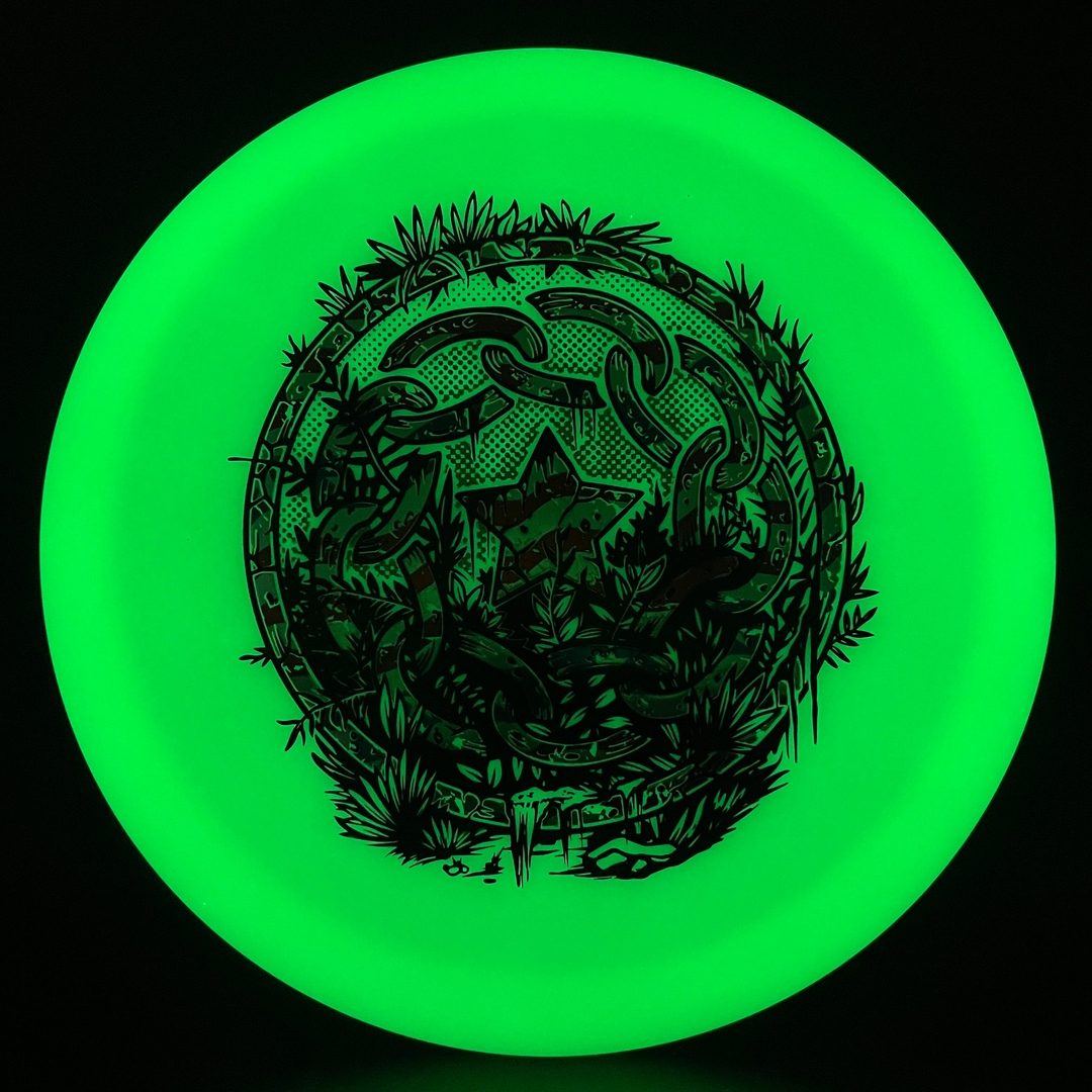 VIP Moonshine Longbowman - Desolate Shield Triple Foil Westside Discs