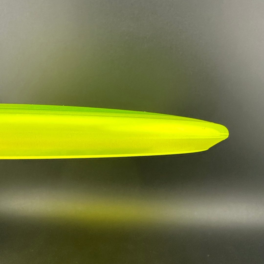 Champion Super Stingray Chalky Penned - OOP Innova