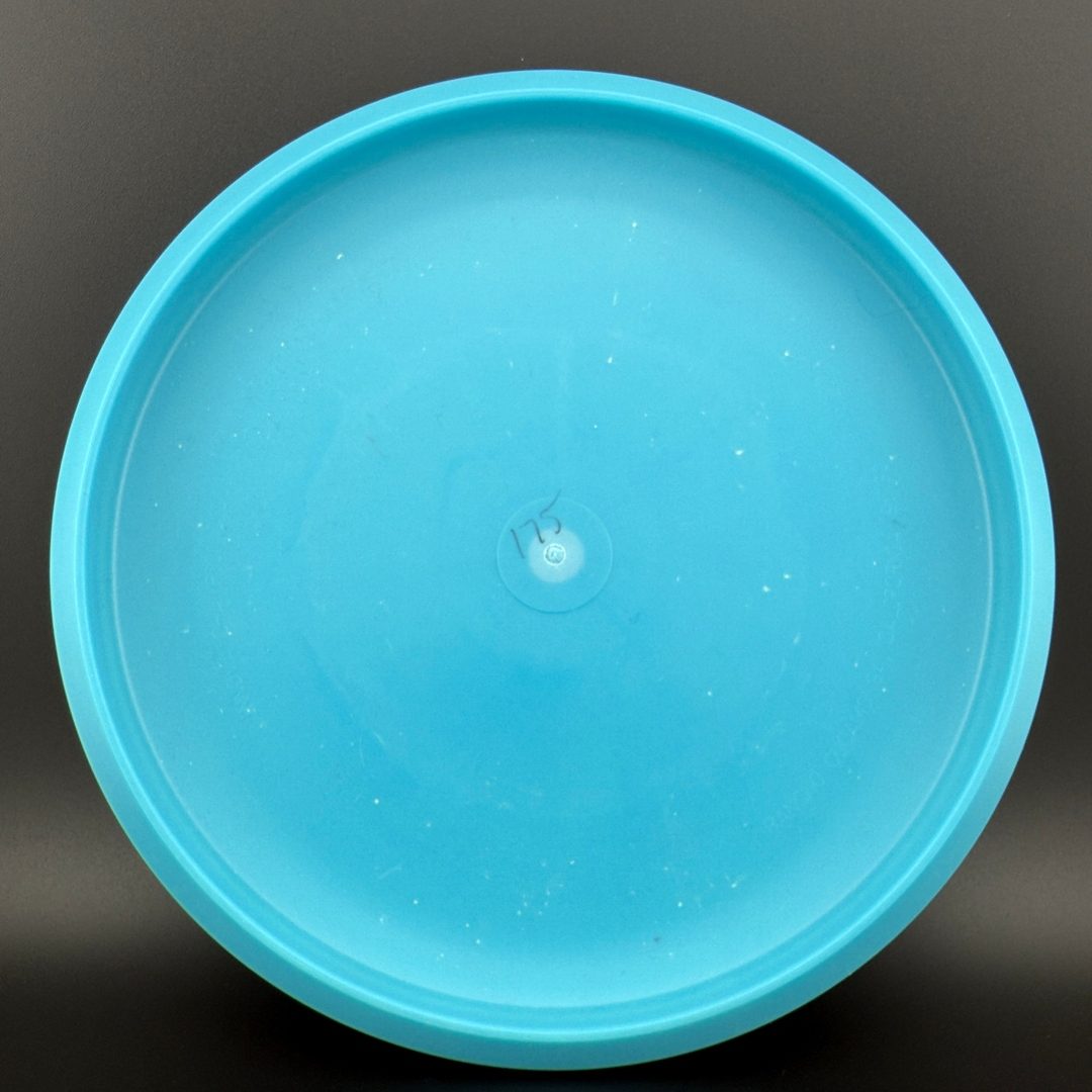 Color Glow P-Line P2 - Eagle McMahon - Imperial Eagle 2 Discmania