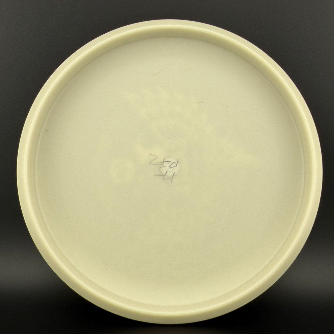 Glow P-Line P2 - Imperial Eagle 1 - 2017 Innova Made Discmania