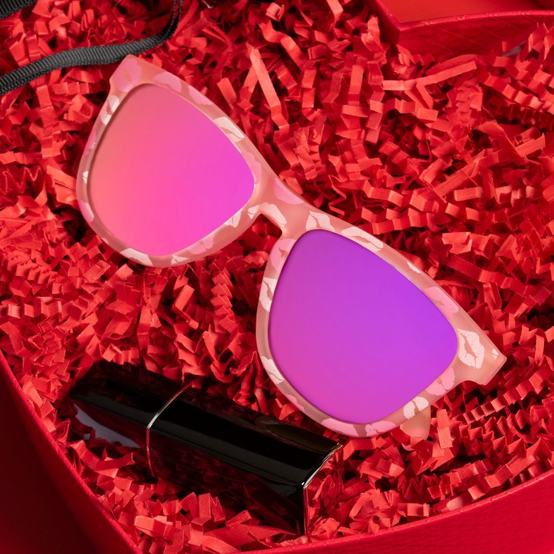 "Fluent In French Kissing" Valentine's Day OG Polarized Sunglasses Goodr