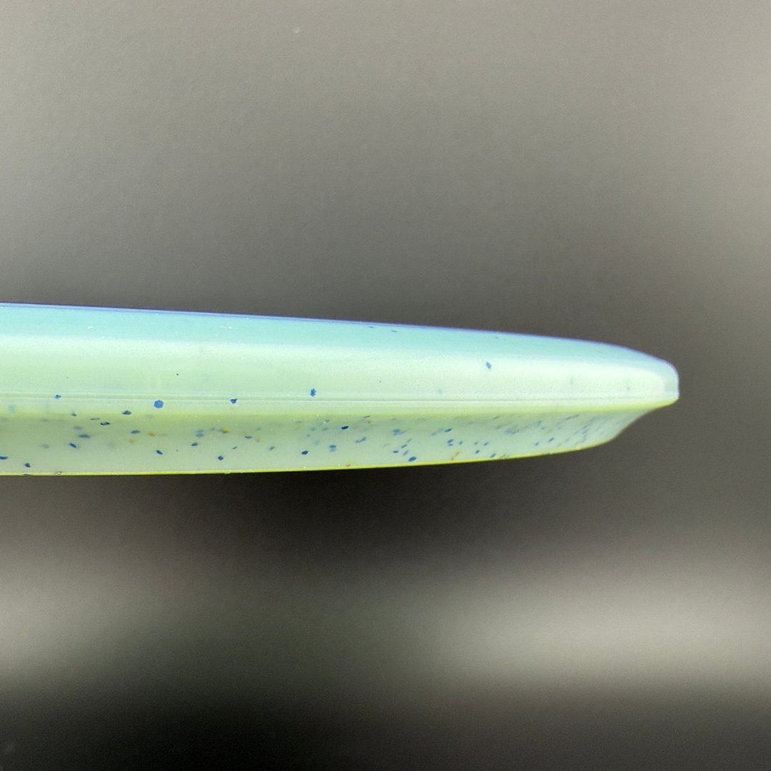 UV Glo Sparkle Buzzz GT - 2024 Ledgestone Misprint Discraft