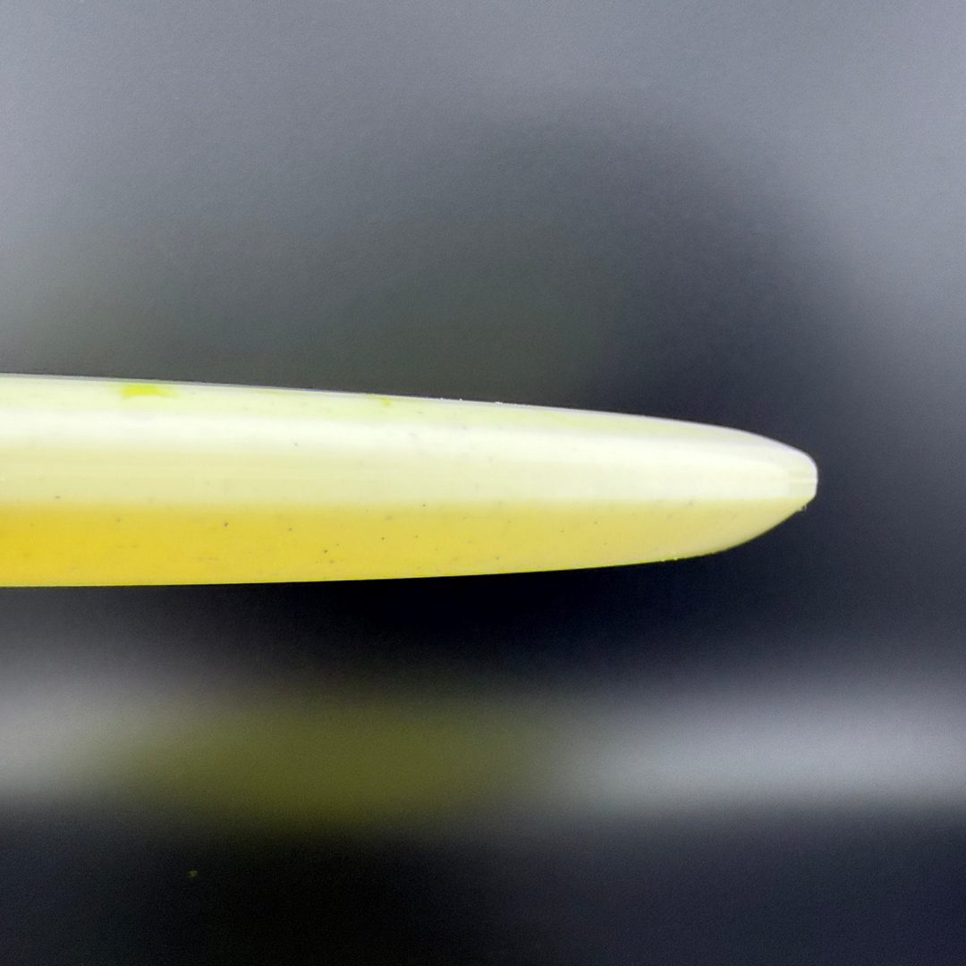 Color Glow Metal Flake Horizon C-Line MD1 - April Jewels 25 Lone Howl II Discmania