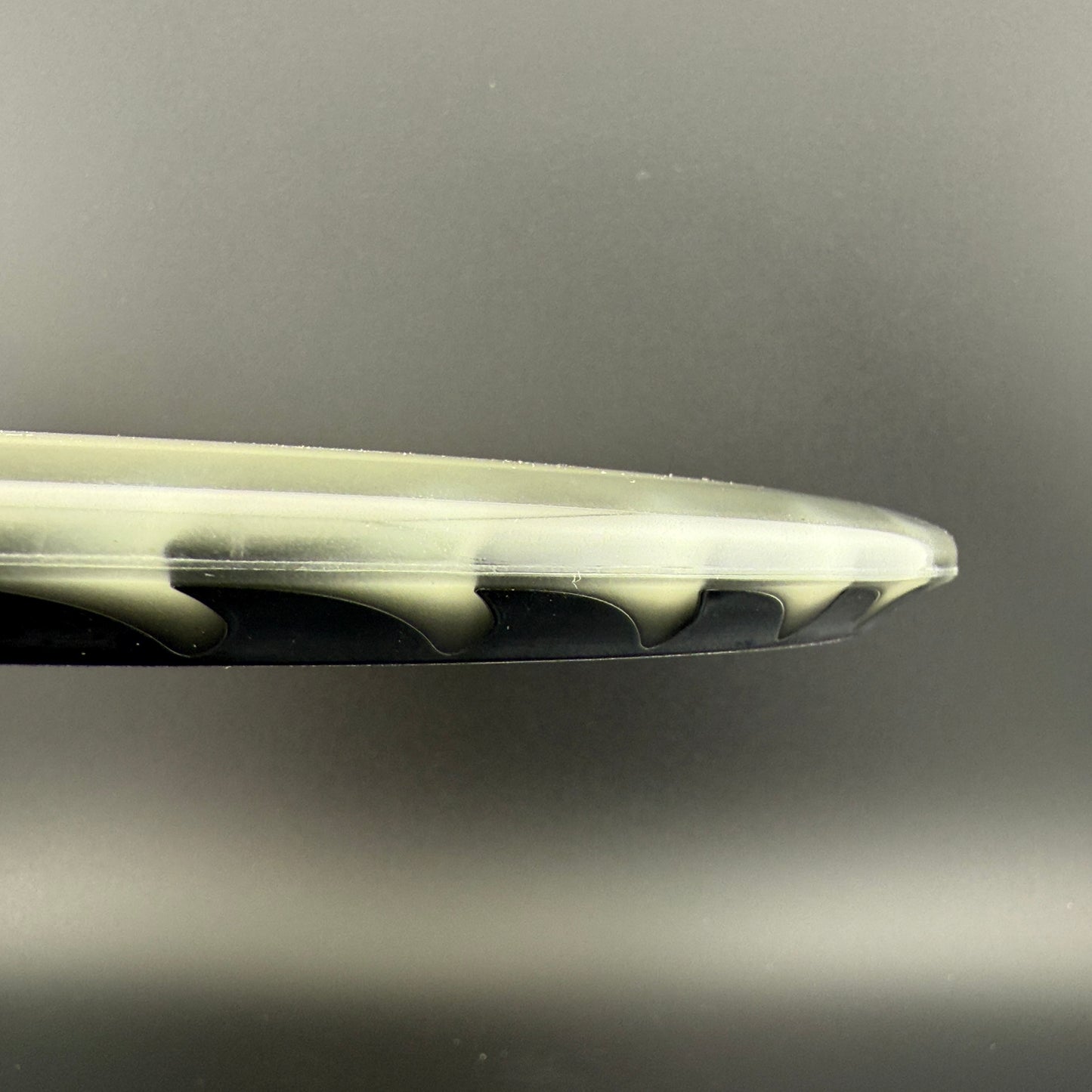 FuZed Glo Z Buzzz - Glow / Black Rim