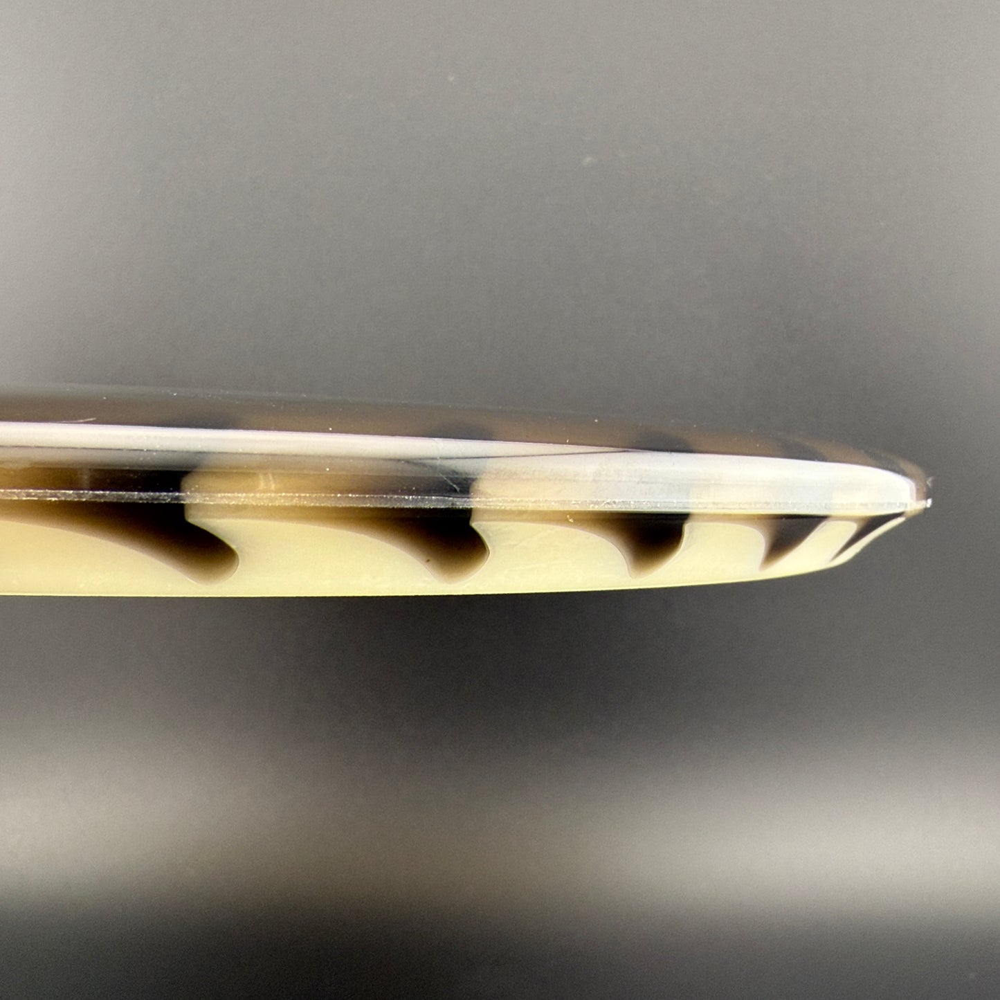 FuZed Glo Z Buzzz - Glo Rim / Black Flight Plate