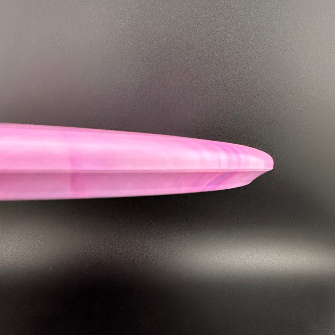 Gold-Ice Burst Claymore - Craftsmanship Latitude 64