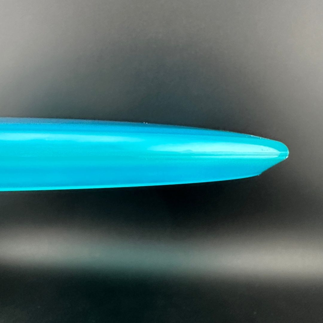 Champion Super Stingray Chalky Penned - OOP Innova