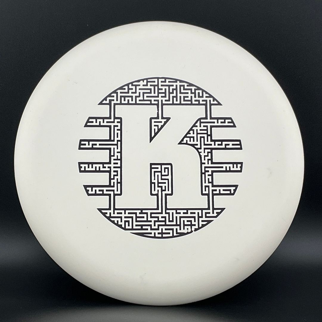 K3 Reko 2023 - White - "K Maze" Stamp - Dyer's Delight! Kastaplast