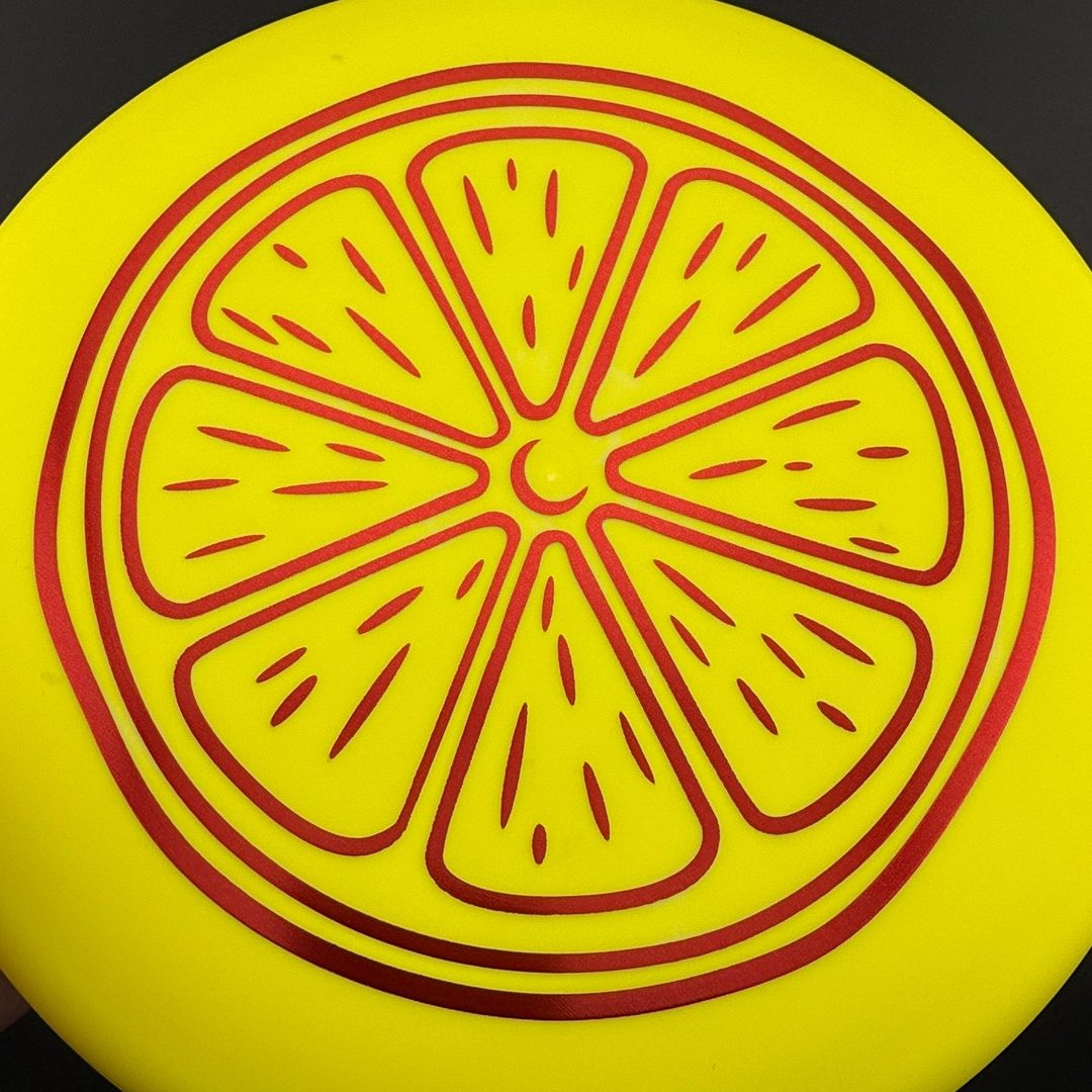 Lemon Scented Classic Blend Judge - Zesty Dynamic Discs