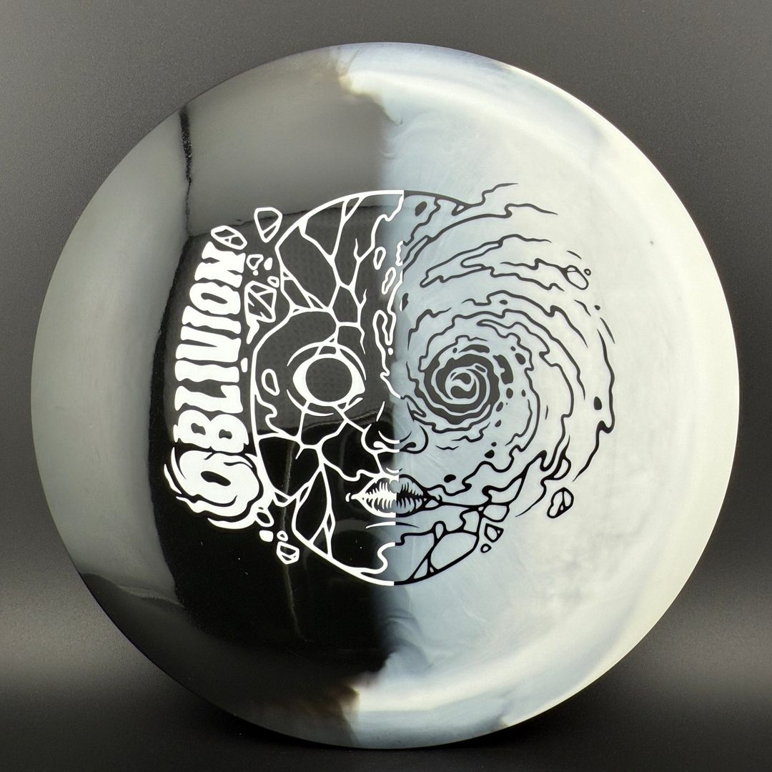 Retina Oblivion - Halloween 2 Foil - Limited Edition 1/200 Doomsday Discs