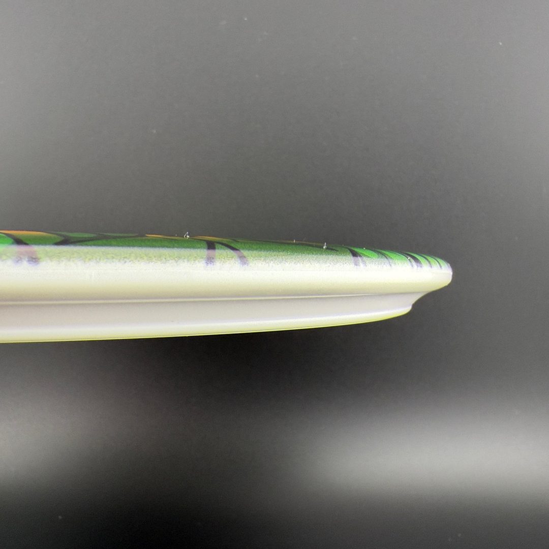 Fuzion Justice - DyeMax - Tiki Dynamic Discs