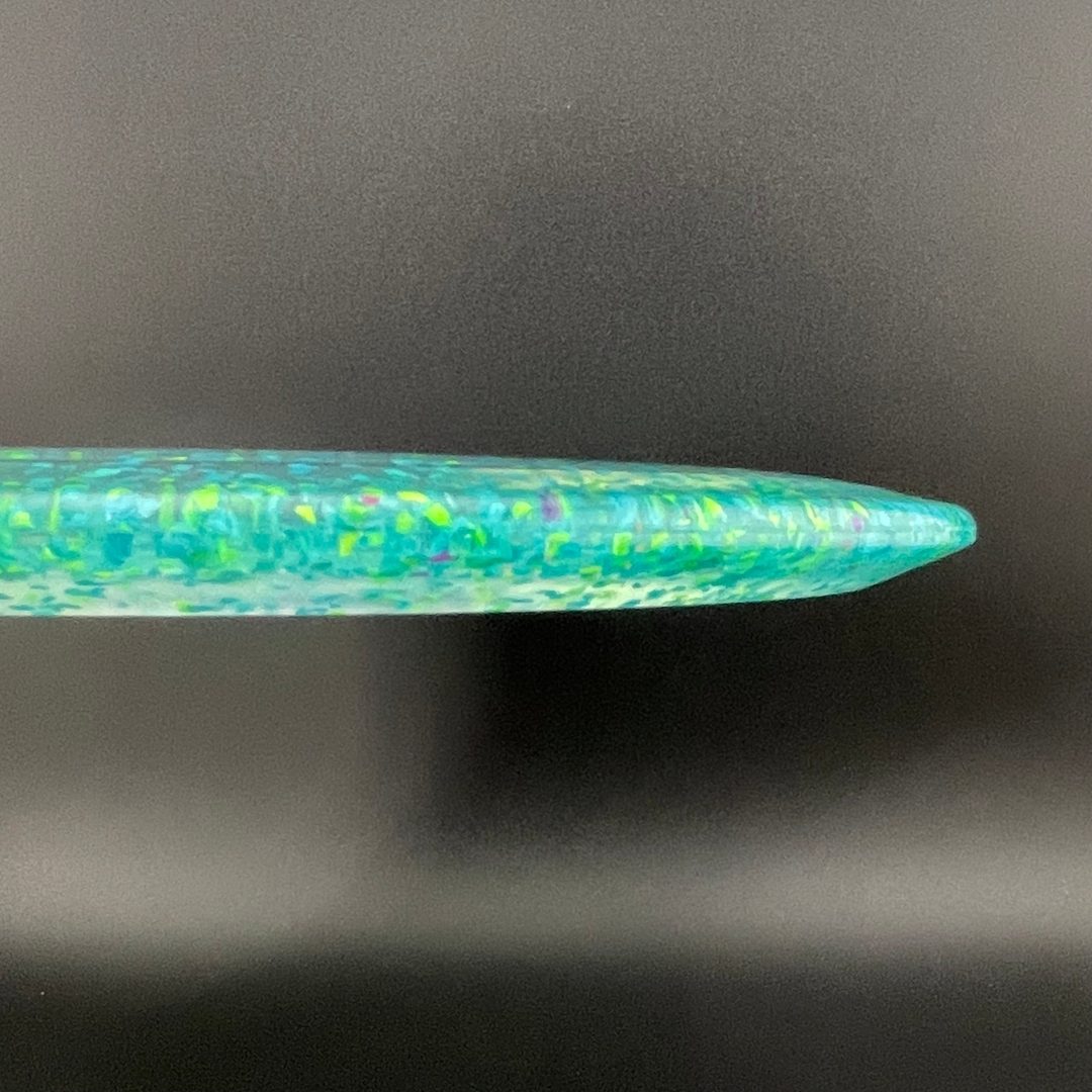 Stiff Cryztal Confetti Sting - 2026 Ledgestone Discraft