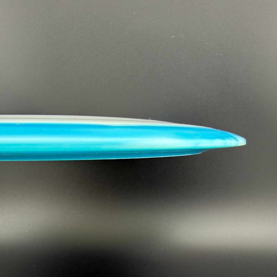 Color Glow Horizon Cloud Breaker - Team Discmania Discmania