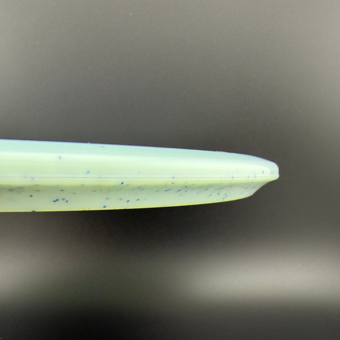 UV Glo Sparkle Buzzz GT - 2024 Ledgestone Misprint Discraft