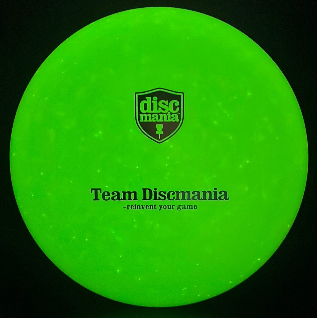 Glow P-Line P2 *Eagle Stash* - Team Discmania Imperial Eagle 1 Run Innova Made Discmania