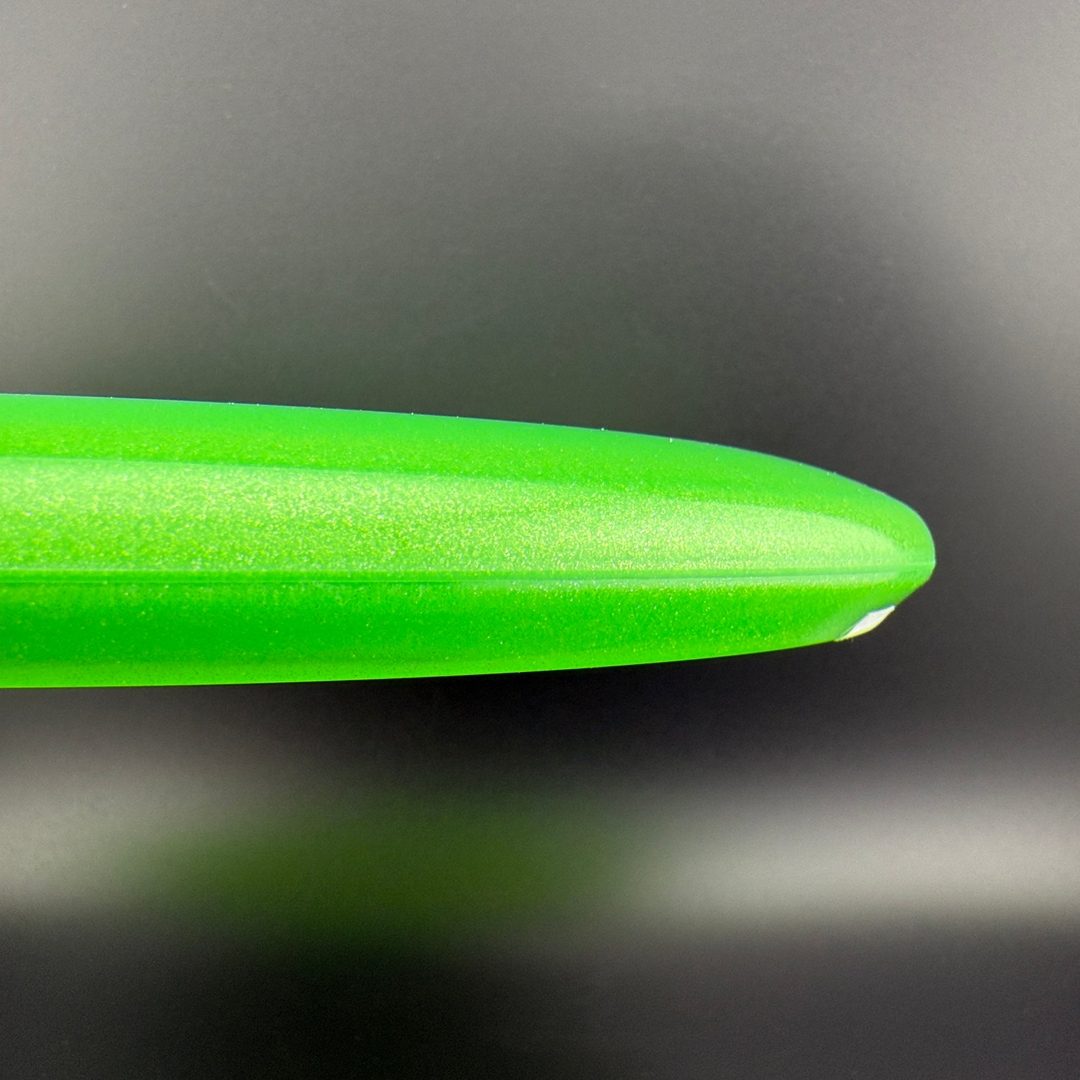 Moondust Champion Aviar - Lucky Star Stamp Innova