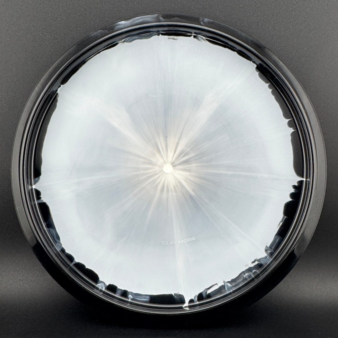 Gold Orbit Claymore - Kristin Latt 2026 Team Series Latitude 64