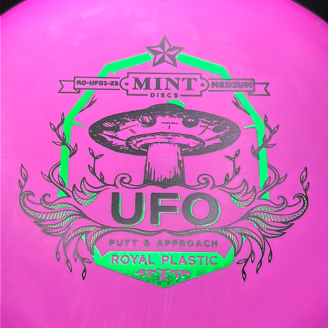 Royal Medium UFO - First Run MINT Discs