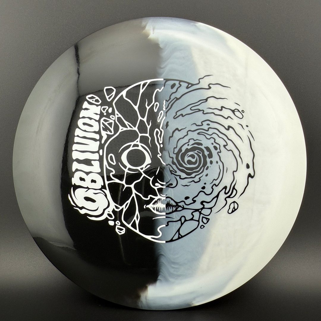 Retina Oblivion - Halloween 2 Foil - Limited Edition 1/200 Doomsday Discs