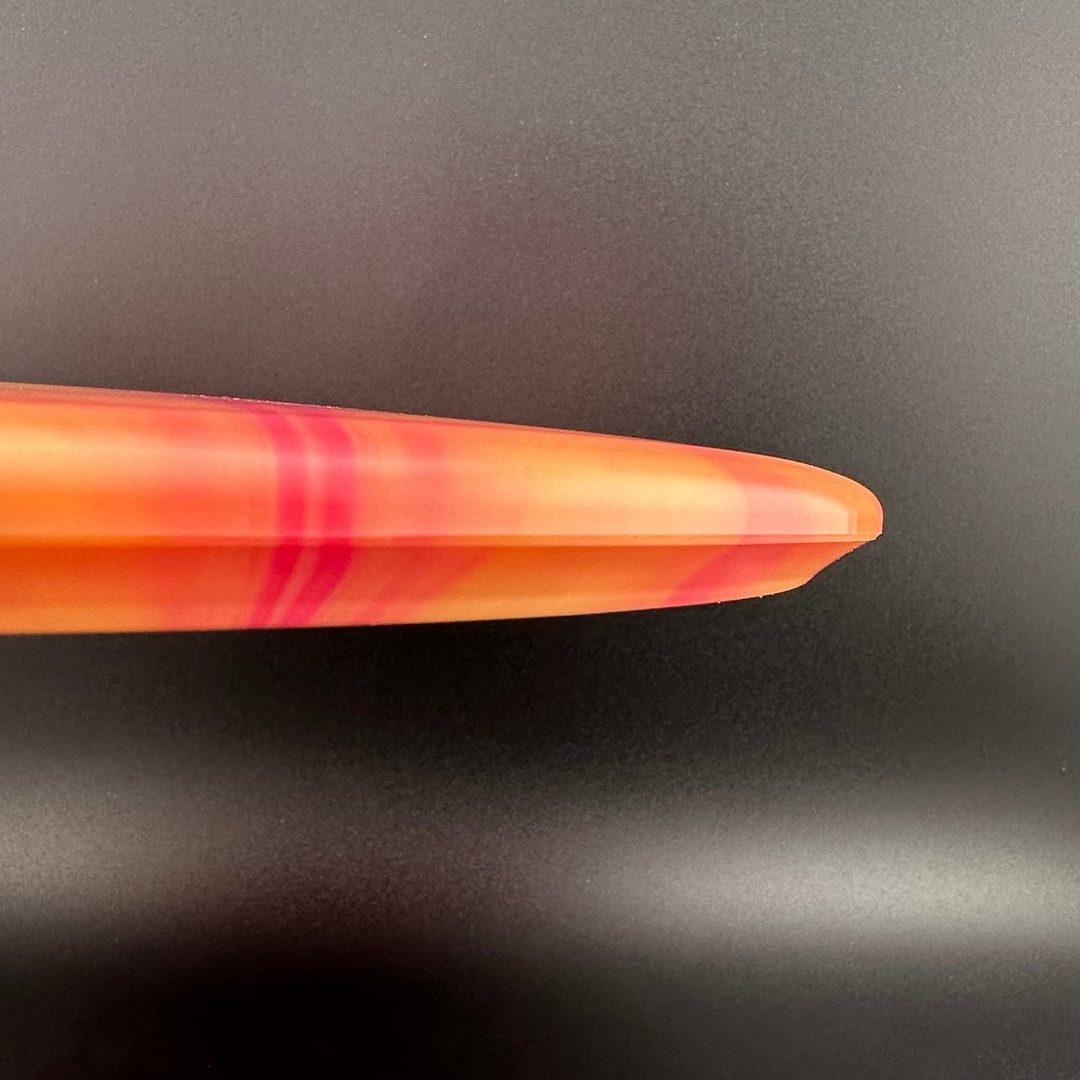 Gold-Ice Burst Claymore - Craftsmanship Latitude 64