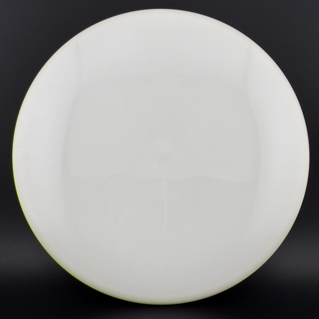 Fuzion Judge - Blank Canvas - Dyer's Delight Dynamic Discs