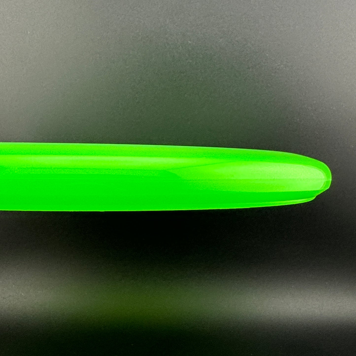 Glow Pivot (400)