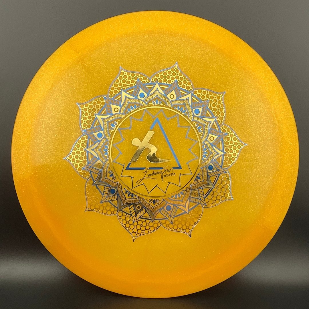 Diamond Metal Flake Assassin - Lindsay Fish Signature Series Gateway