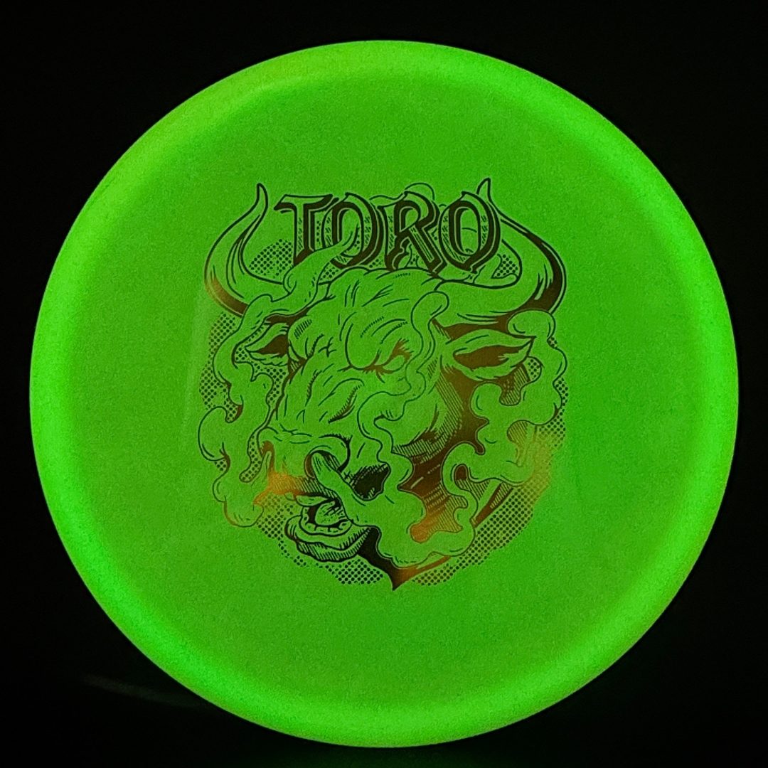 Classic Glow Champion Toro - Artist's Corner Innova