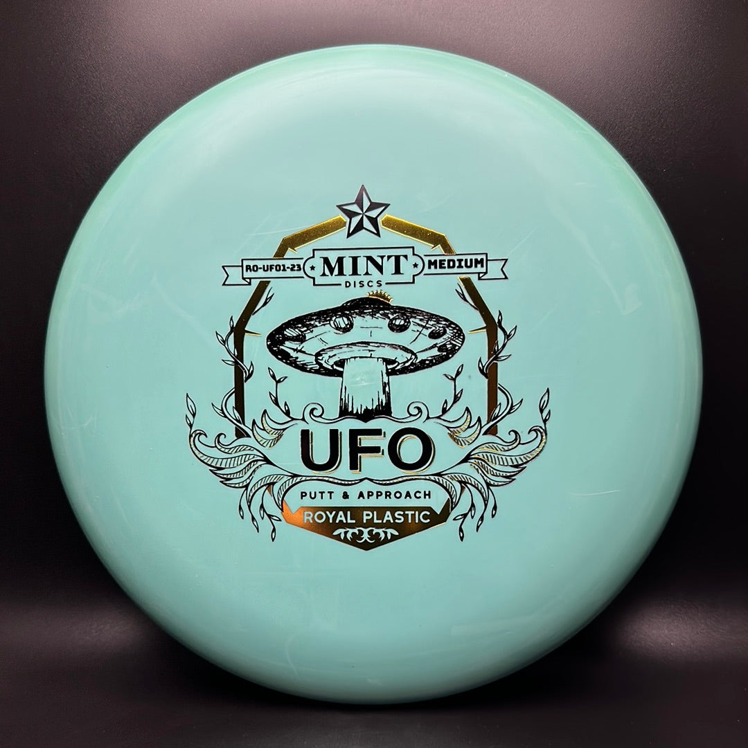 Royal Medium UFO - First Run MINT Discs