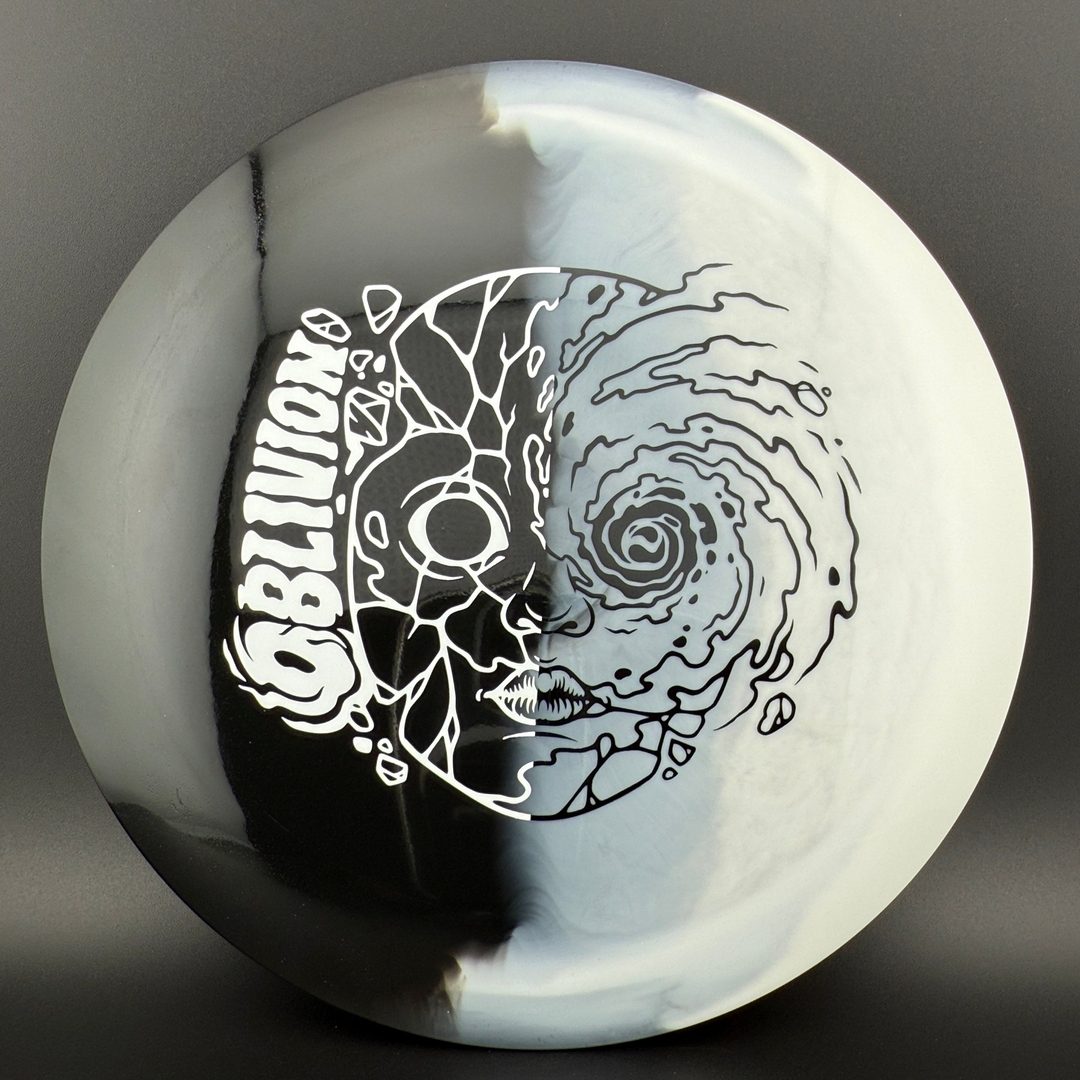 Retina Oblivion - Halloween 2 Foil - Limited Edition 1/200 Doomsday Discs