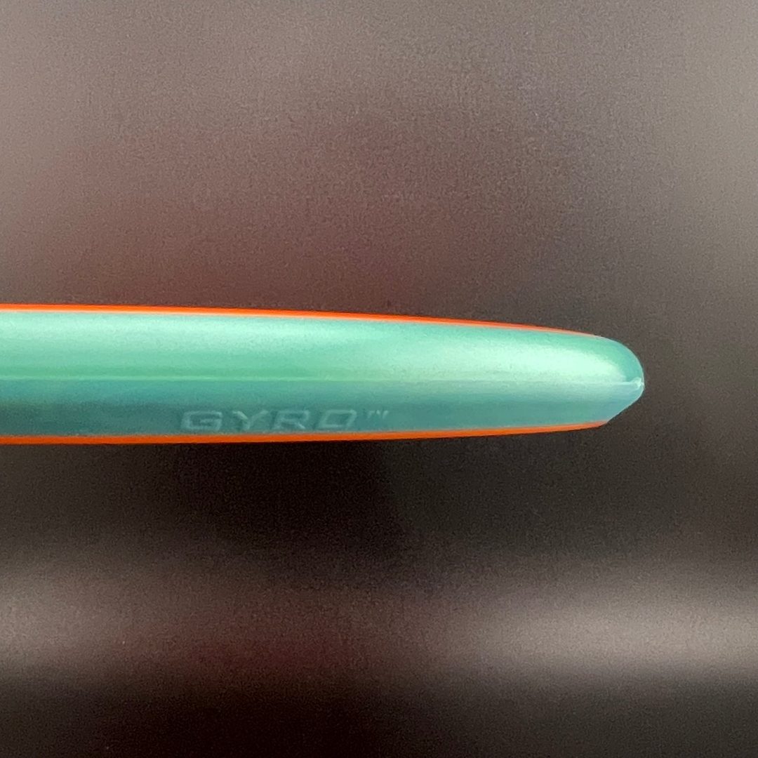 Neutron Soft Proxy - Simon Lizotte Typography Series Axiom