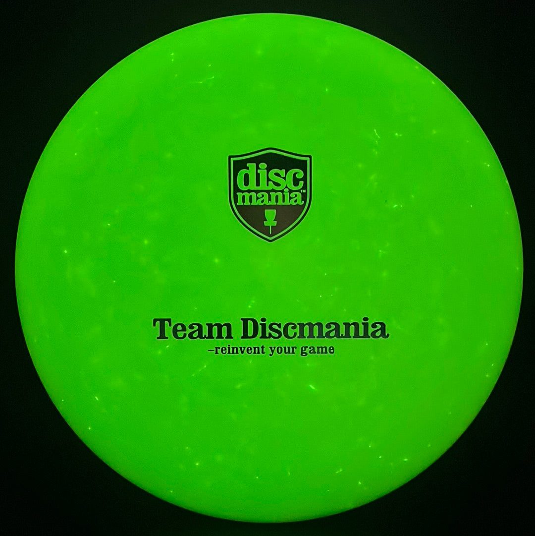 Glow P-Line P2 *Eagle Stash* - Team Discmania Imperial Eagle 1 Run Innova Made Discmania