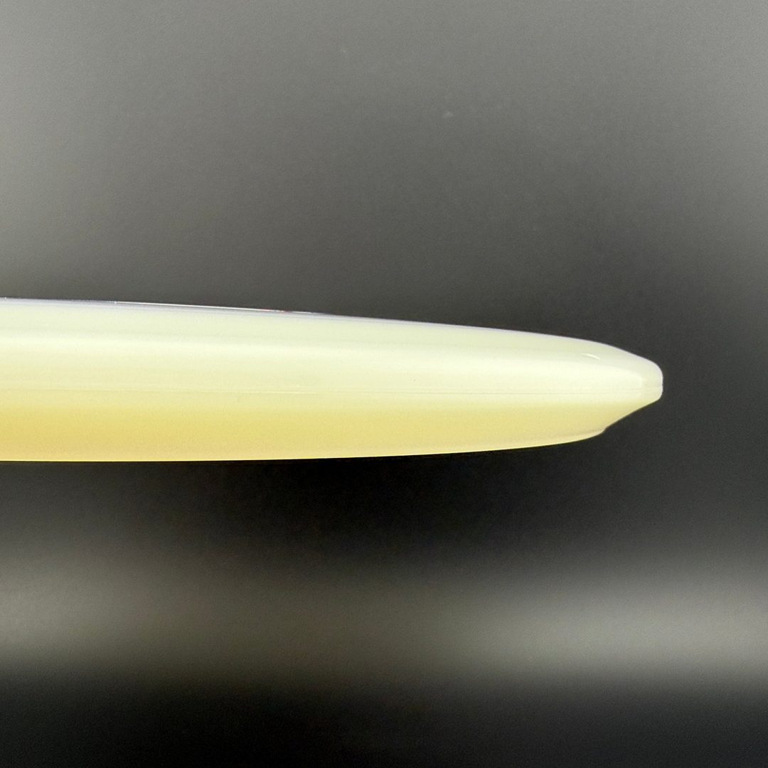 Glow C-Line MD3 - Mystery Disc Shield - MB 25 Discmania