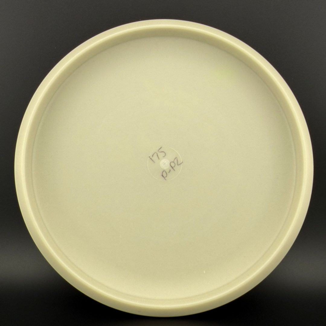 Glow P-Line P2 - Imperial Eagle 1 - 2017 Innova Made Discmania