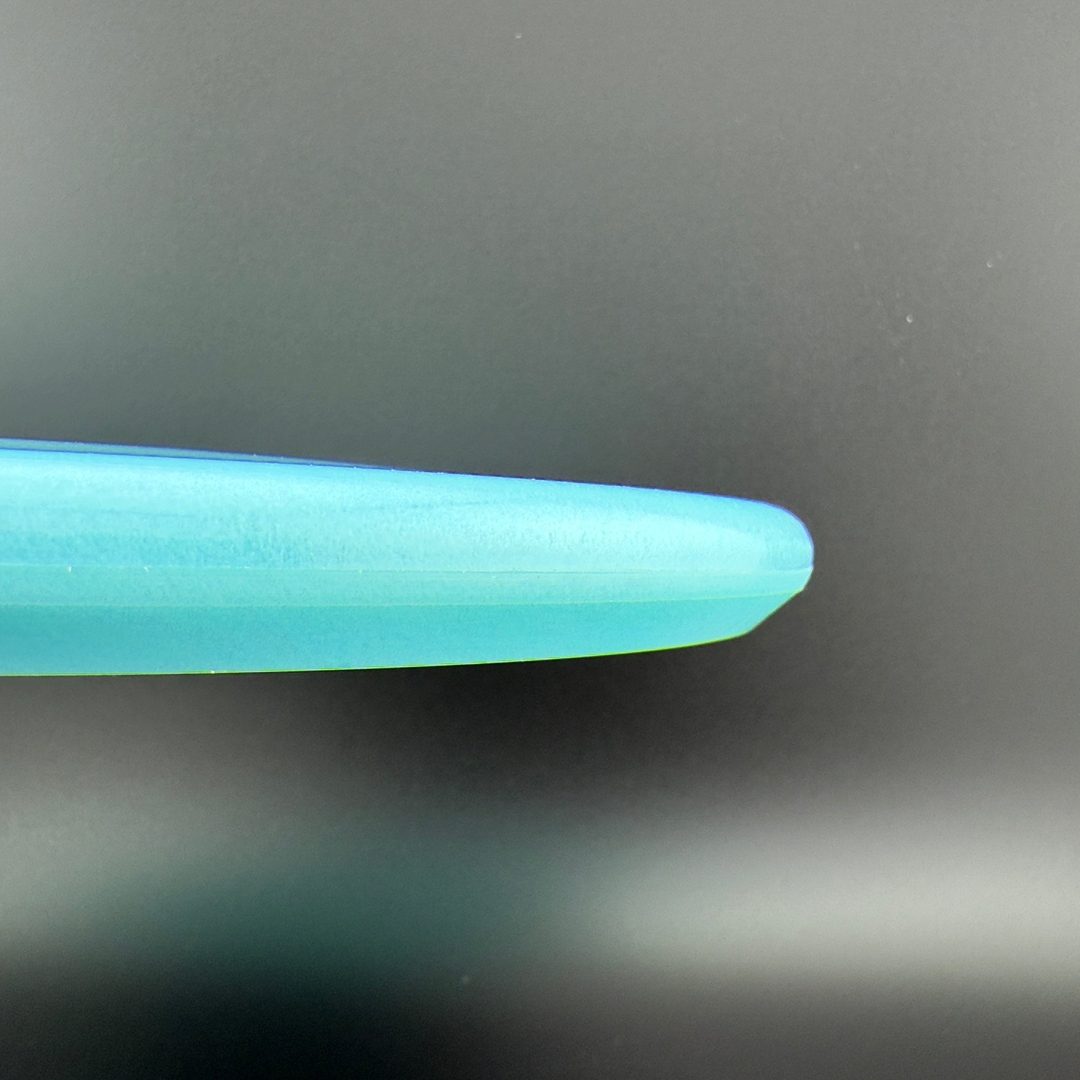 Classic Glow Champion Toro - Artist's Corner Innova