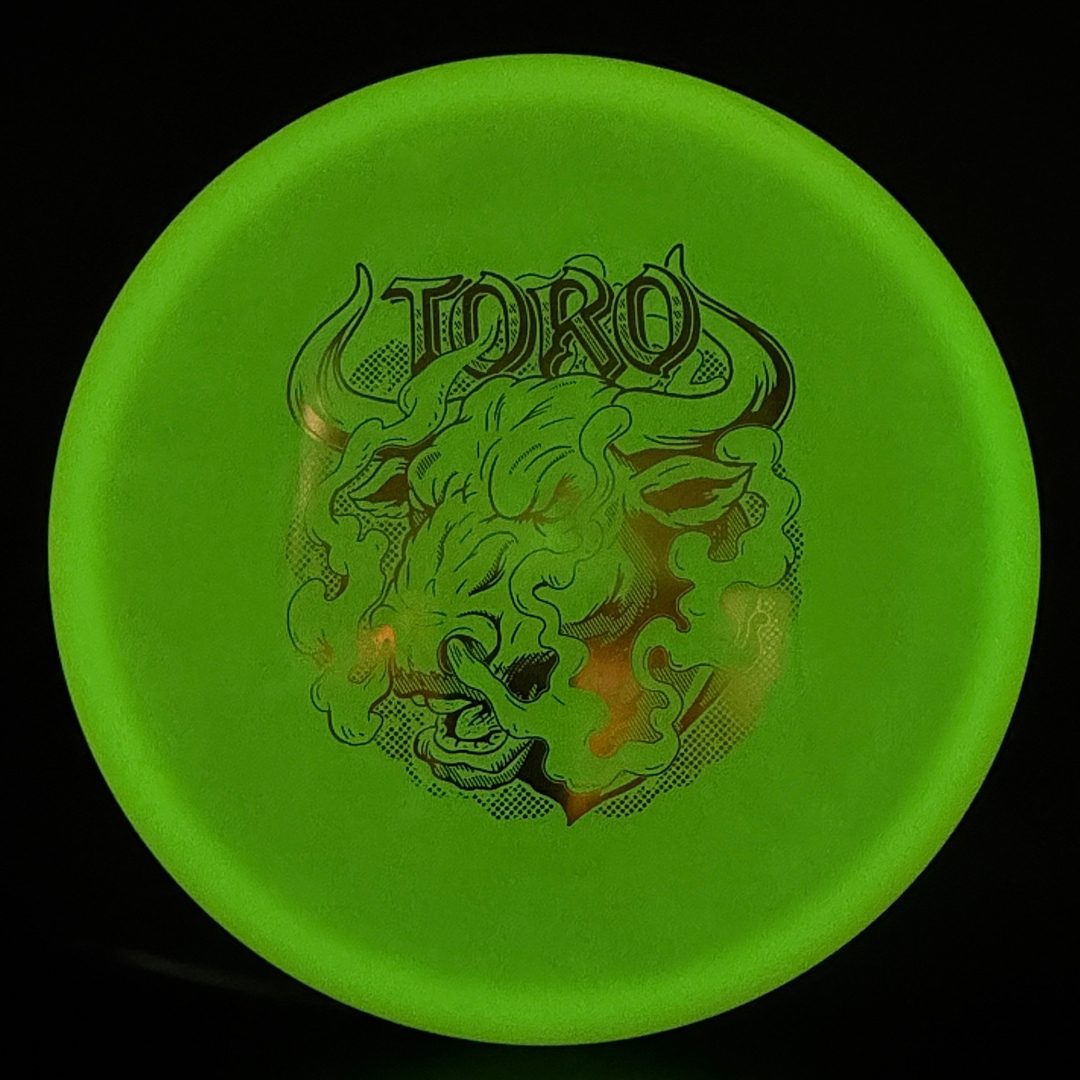 Classic Glow Champion Toro - Artist's Corner Innova